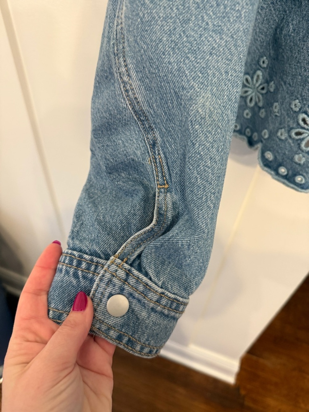 Old Navy Eyelet Jean Jacket - Picture 5 of 7